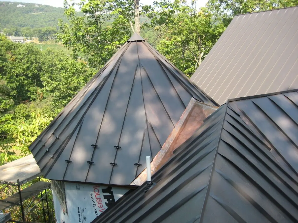 Professional Gutter Cleaning by Craftsman Roofing in Moncks Corner
